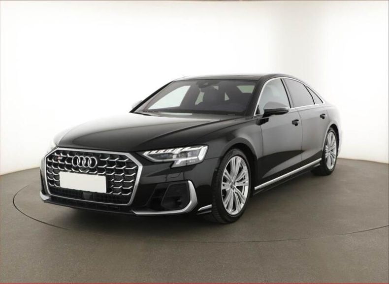 Audi S8 - hlavní fotka
