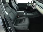 Tesla Model Y - fotka číslo 8