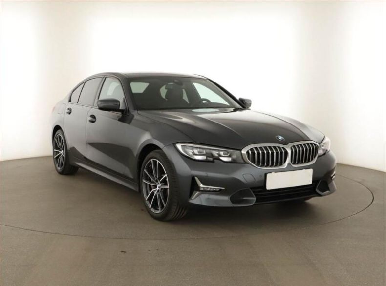 BMW Řada 3 - hlavní foto