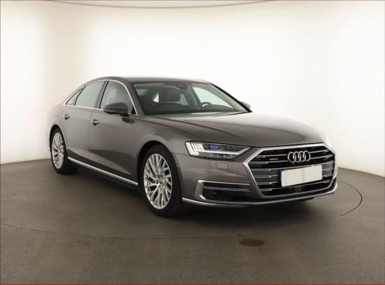 Audi A8 - hlavní foto