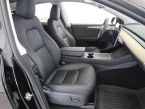 Tesla Model Y - fotka číslo 8