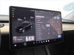 Tesla Model Y - fotka číslo 22