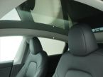 Tesla Model Y - fotka číslo 18