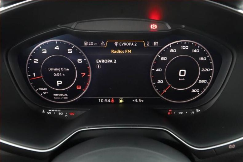 Audi TT - hlavní fotka