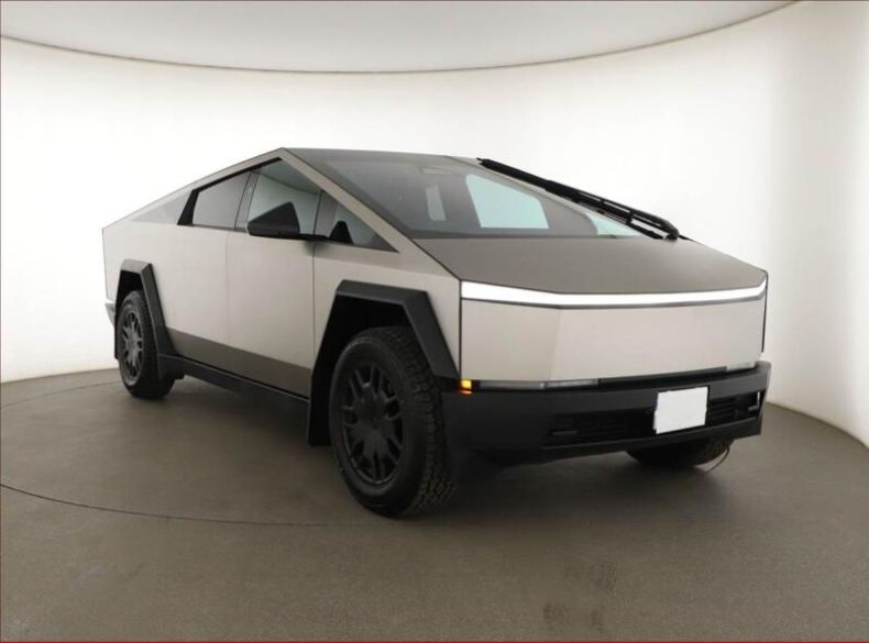 Tesla Cybertruck - hlavní fotka inzerátu
