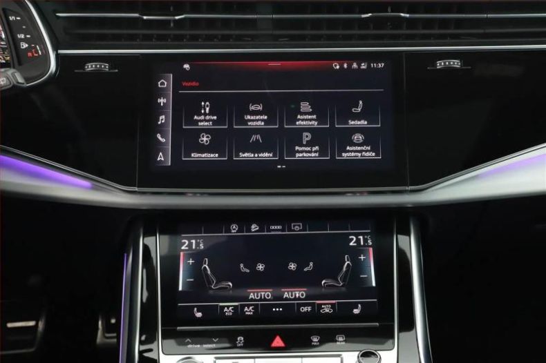 Audi Q7 - hlavní fotka