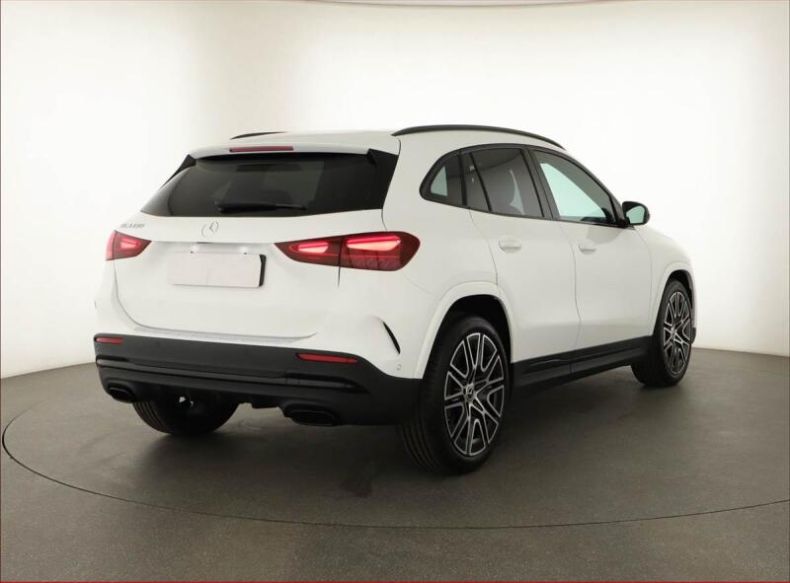 Mercedes Třída GLA - hlavní fotka