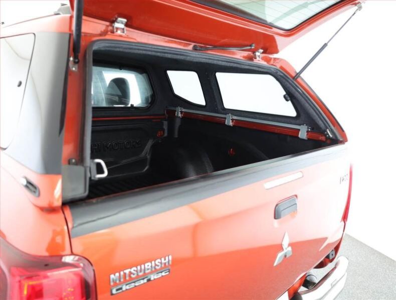 Mitsubishi L200 - hlavní fotka