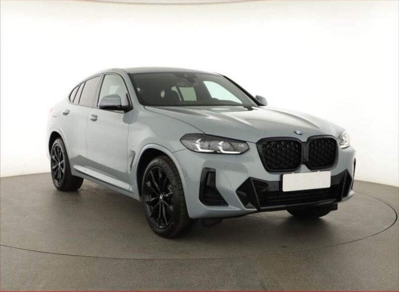 BMW X4 - hlavní foto