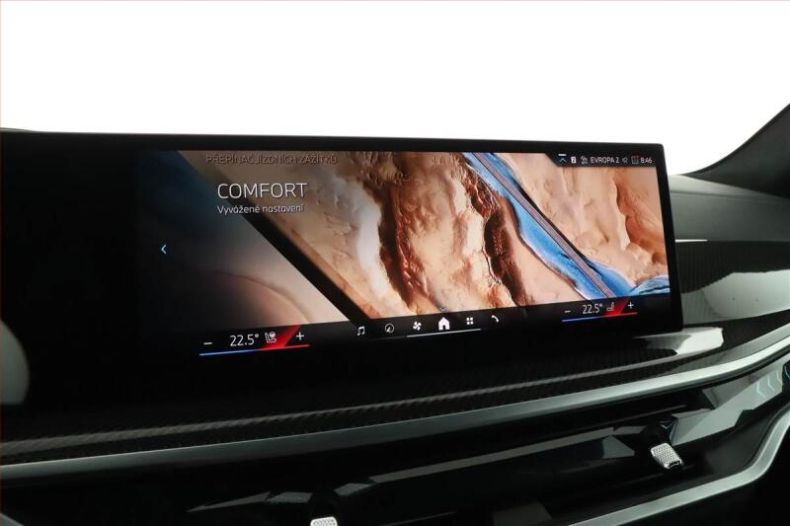 BMW X7 - hlavní fotka