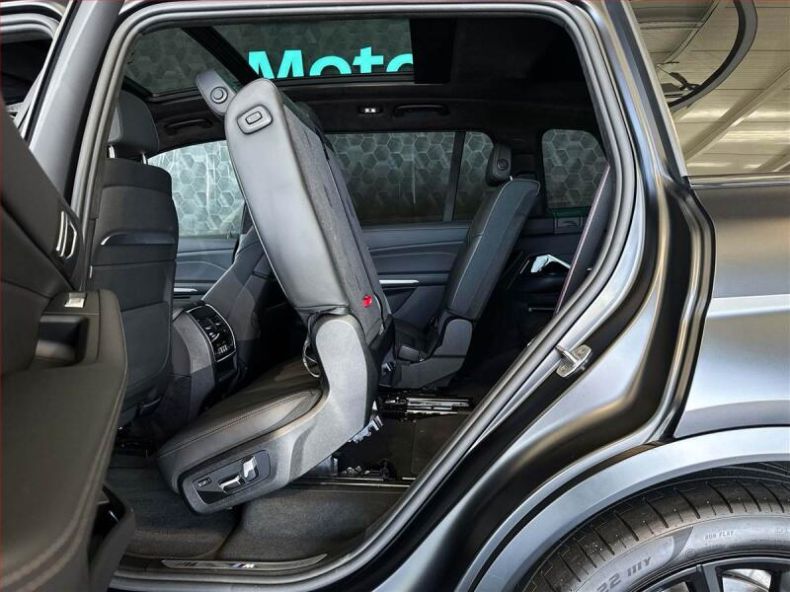 BMW X7 - hlavní fotka