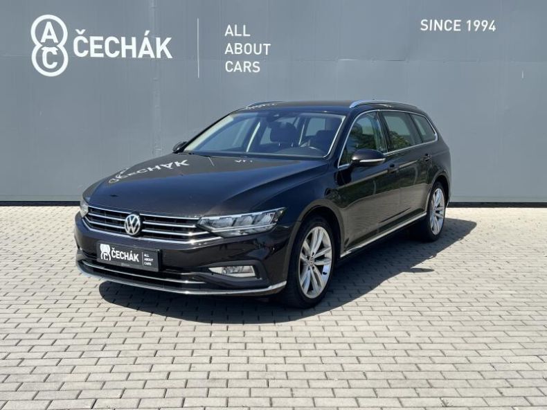 Volkswagen Passat - hlavní foto