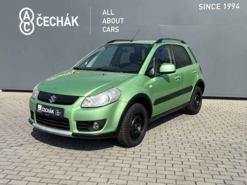 Suzuki SX4 - hlavní foto
