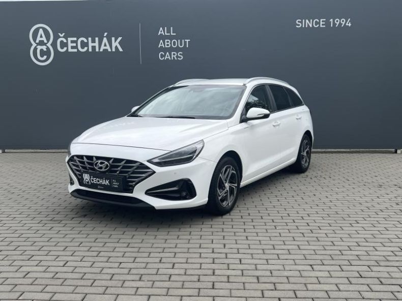 Hyundai i30 - hlavní foto