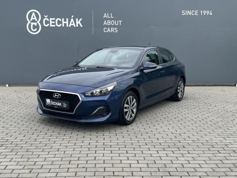 Hyundai i30 - hlavní foto