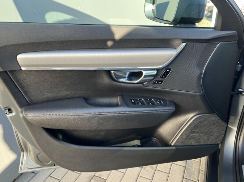 Volvo V90 - hlavní fotka