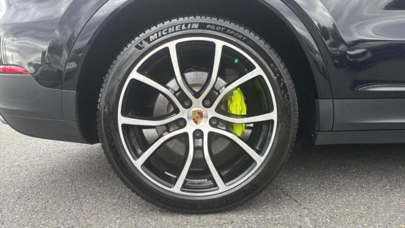 Porsche Cayenne - hlavní fotka