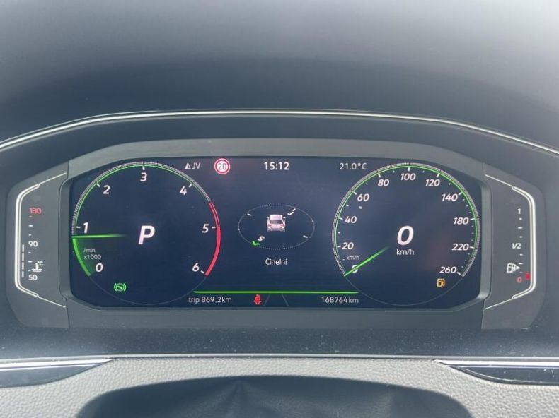 Volkswagen Passat - hlavní fotka