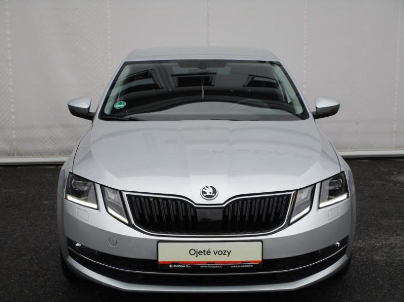 Škoda Octavia - hlavní fotka