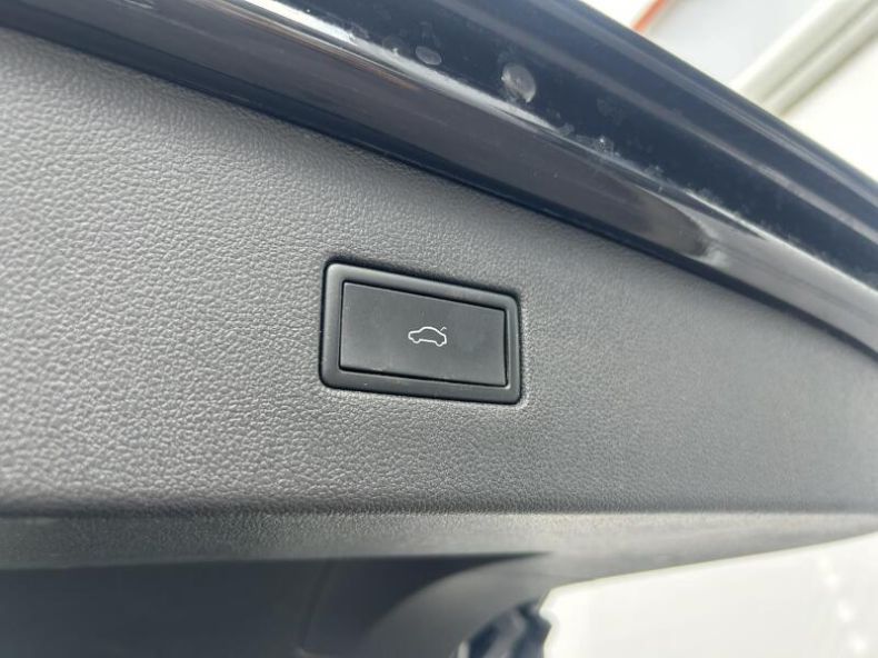 Volkswagen Tiguan - hlavní fotka