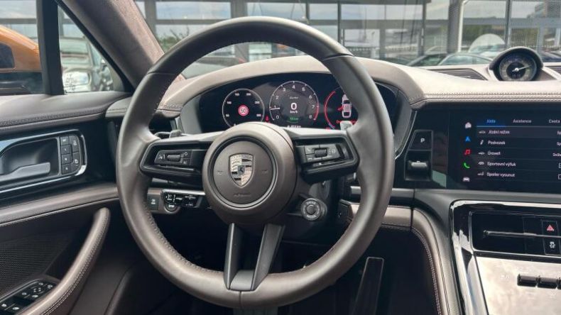Porsche Panamera - hlavní fotka