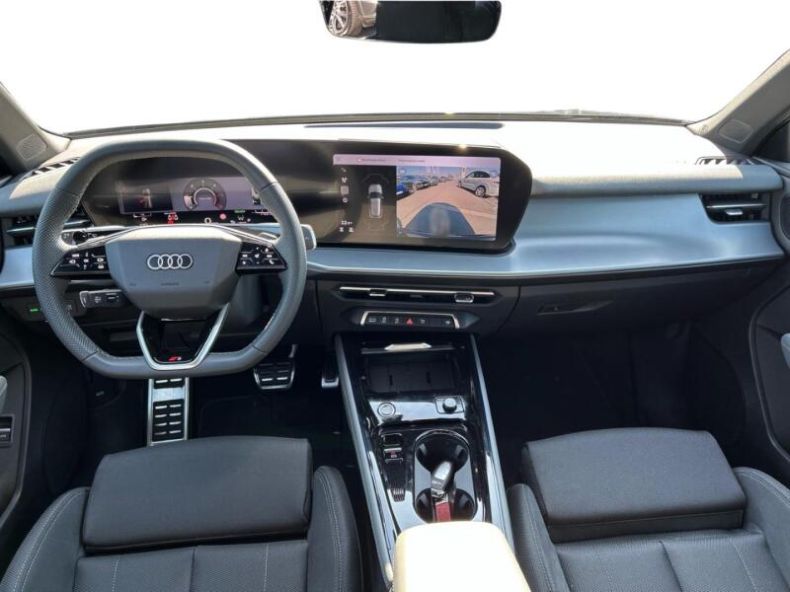 Audi Q3 - hlavní fotka
