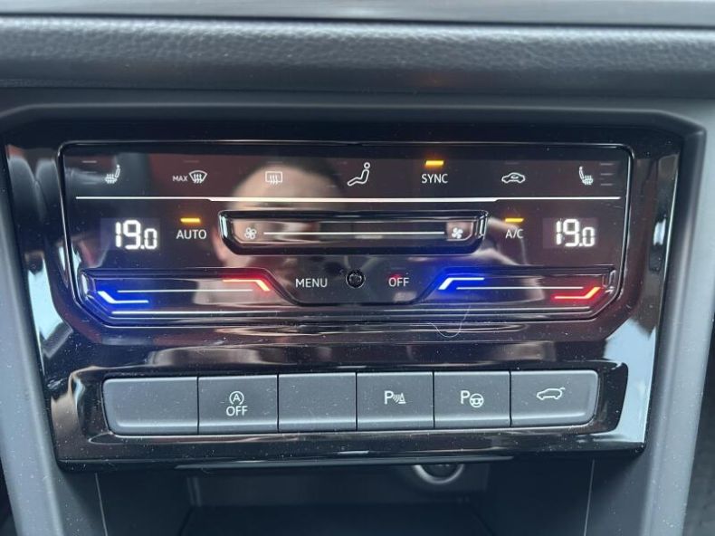 Volkswagen Touran - hlavní fotka