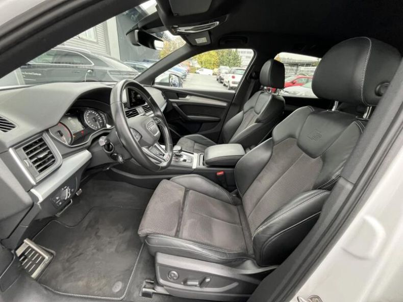 Audi SQ5 - hlavní fotka