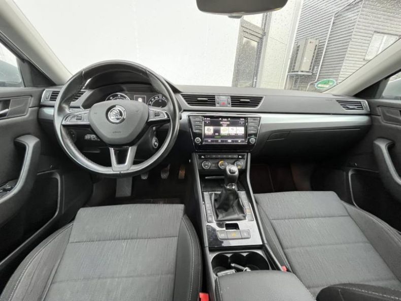 Škoda Superb - hlavní fotka