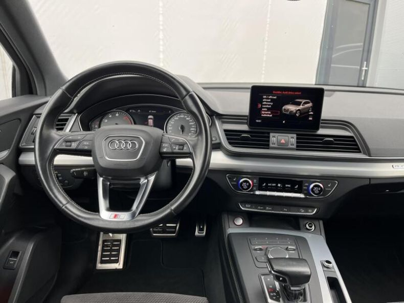 Audi SQ5 - hlavní fotka