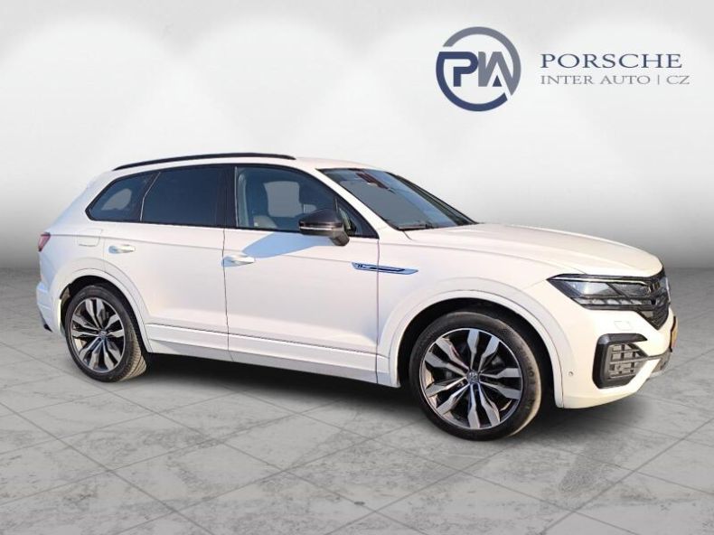 Volkswagen Touareg - hlavní fotka