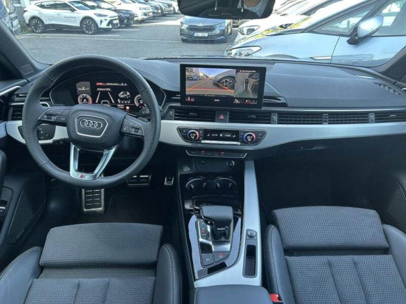 Audi A4 - hlavní fotka