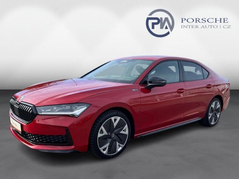 Škoda Superb - hlavní foto