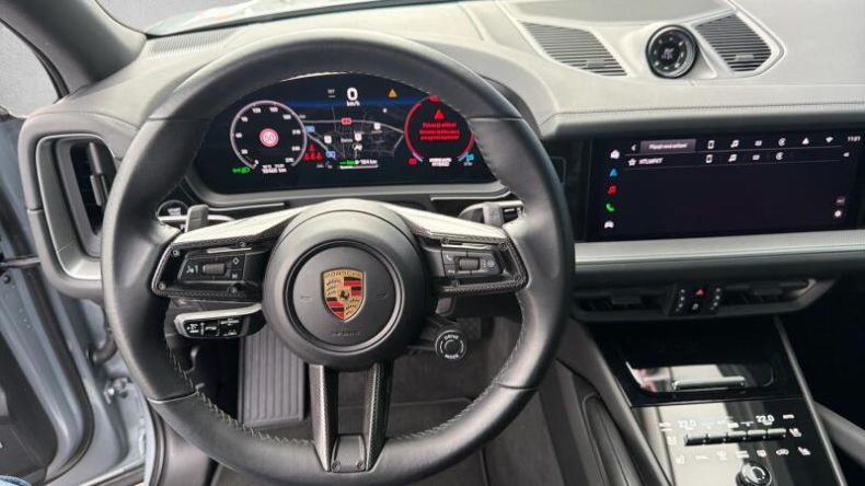 Porsche Cayenne - hlavní fotka