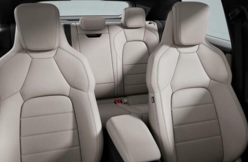 Porsche Macan - hlavní fotka