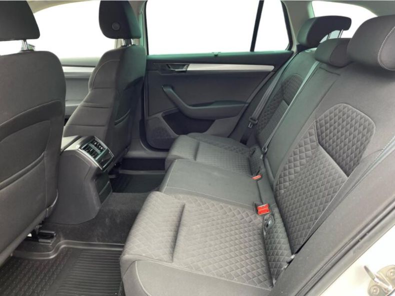 Škoda Superb - hlavní fotka