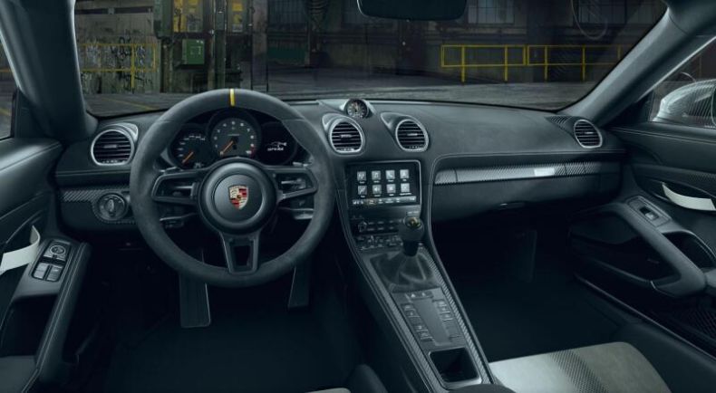 Porsche Cayman - hlavní fotka