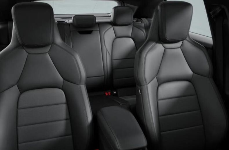 Porsche Macan - hlavní fotka