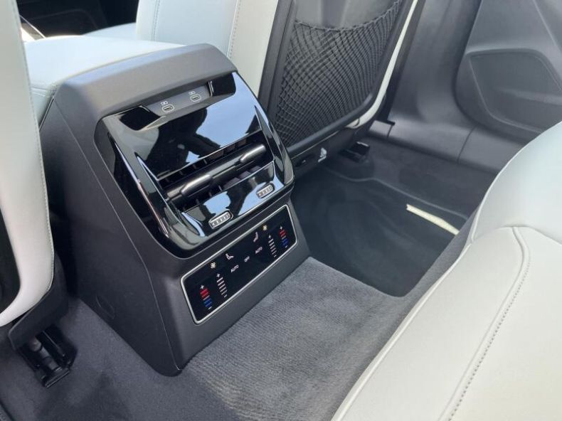 Audi A6 - hlavní fotka