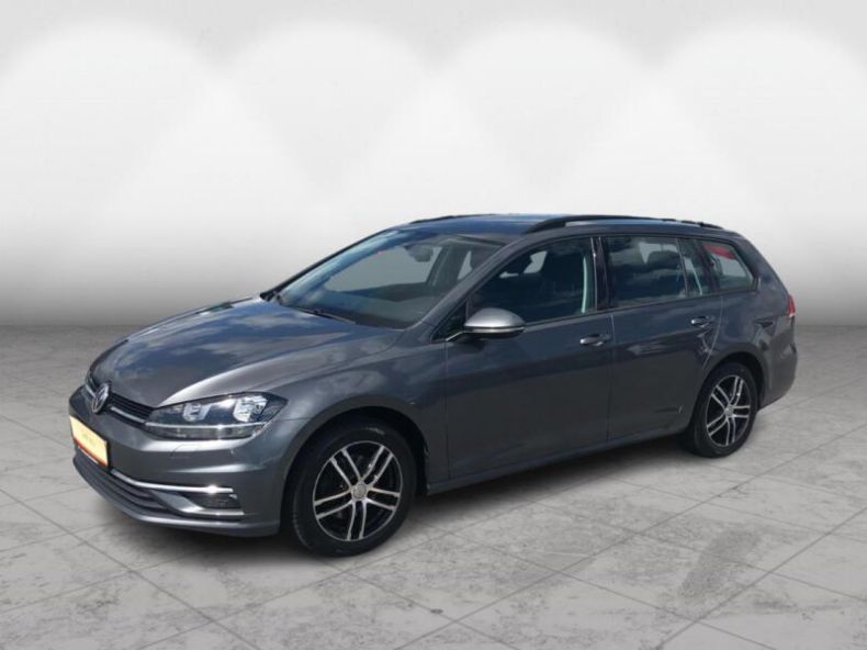 Volkswagen Golf - hlavní foto