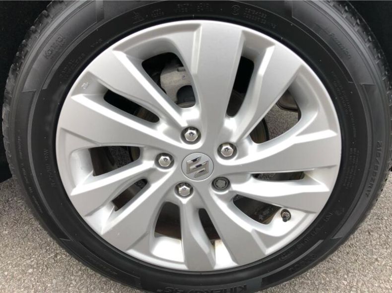 Suzuki SX4 - hlavní fotka