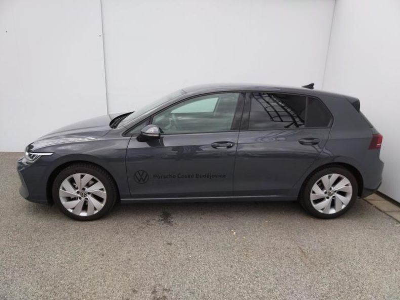 Volkswagen Golf - hlavní fotka