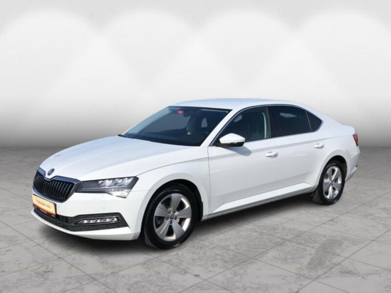 Škoda Superb - hlavní foto