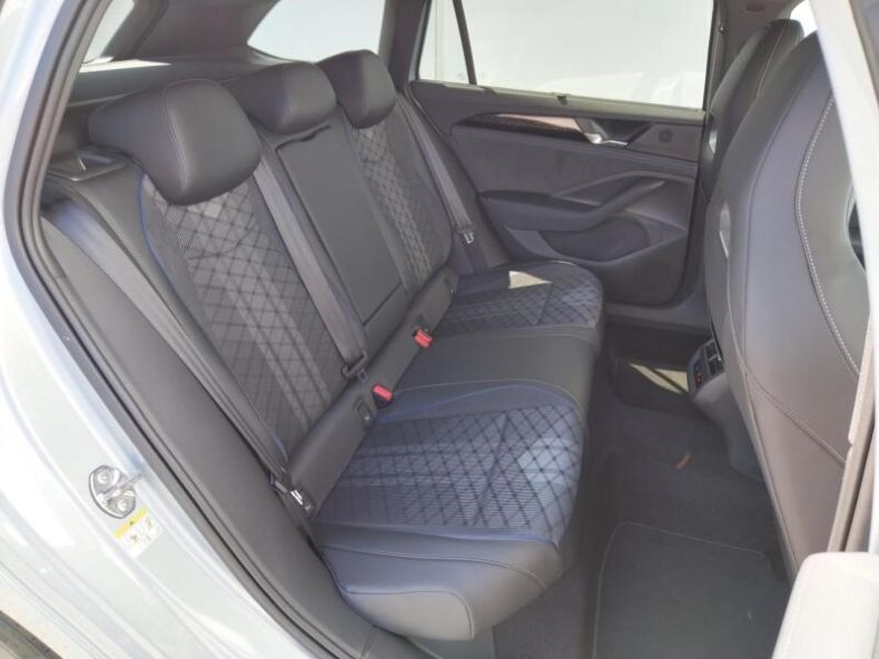 Volkswagen Passat - hlavní fotka