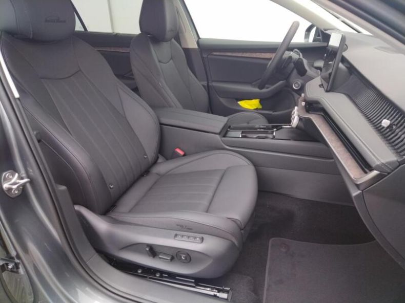 Škoda Superb - hlavní fotka