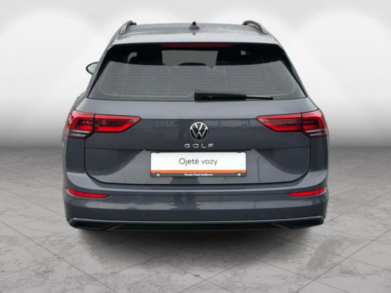 Volkswagen Golf - hlavní fotka