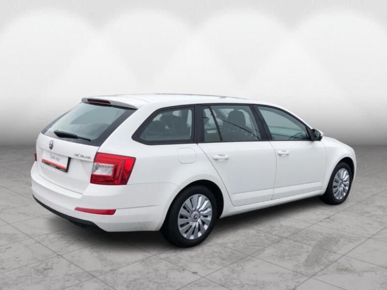 Škoda Octavia - hlavní fotka