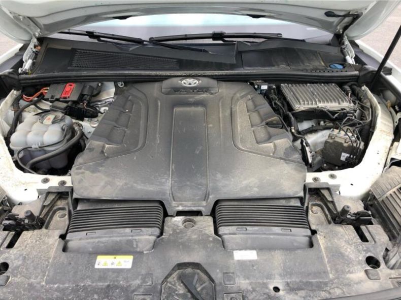 Volkswagen Touareg - hlavní fotka
