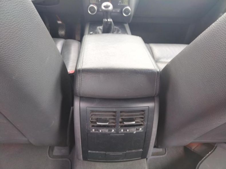 Volkswagen Touareg - hlavní fotka