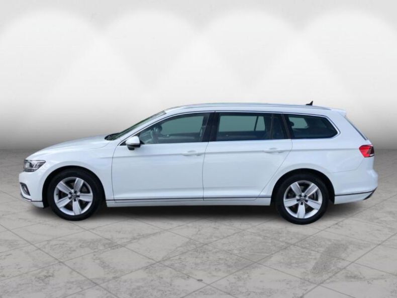 Volkswagen Passat - hlavní fotka